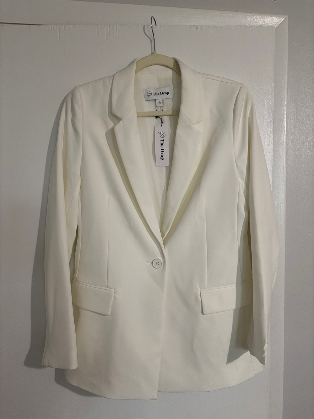 Women's Cream Single-Button Blazer